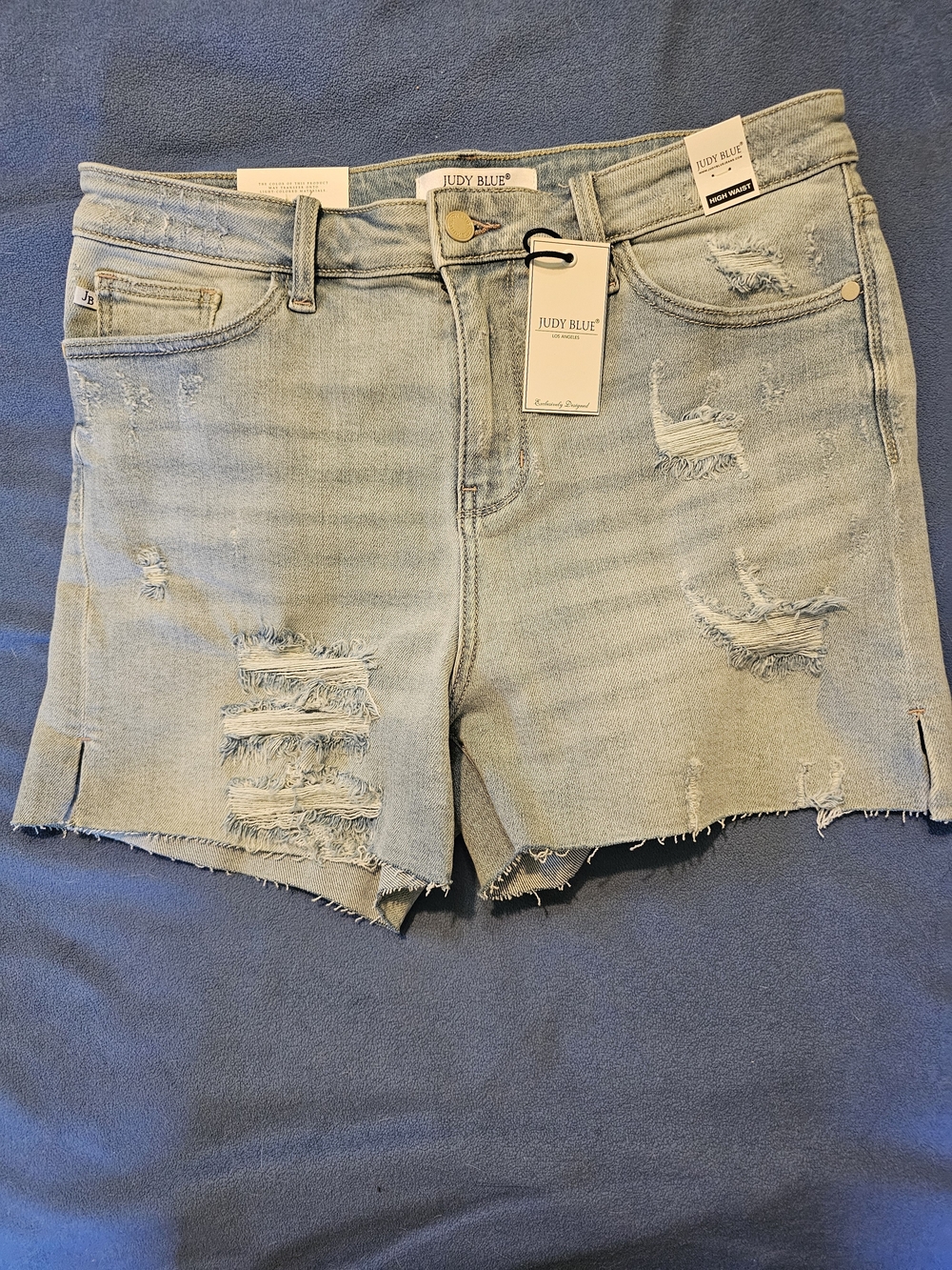 Judy Blue Light Wash Distressed Denim Shorts - Light Blue Size XL